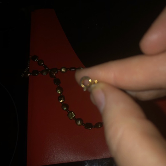 Dyed Pearl Necklace and Bracelet - 441 $50 or $45 w/offer - Picture 6 of 7